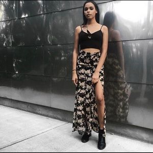 Floral maxi skirt🌸💗
